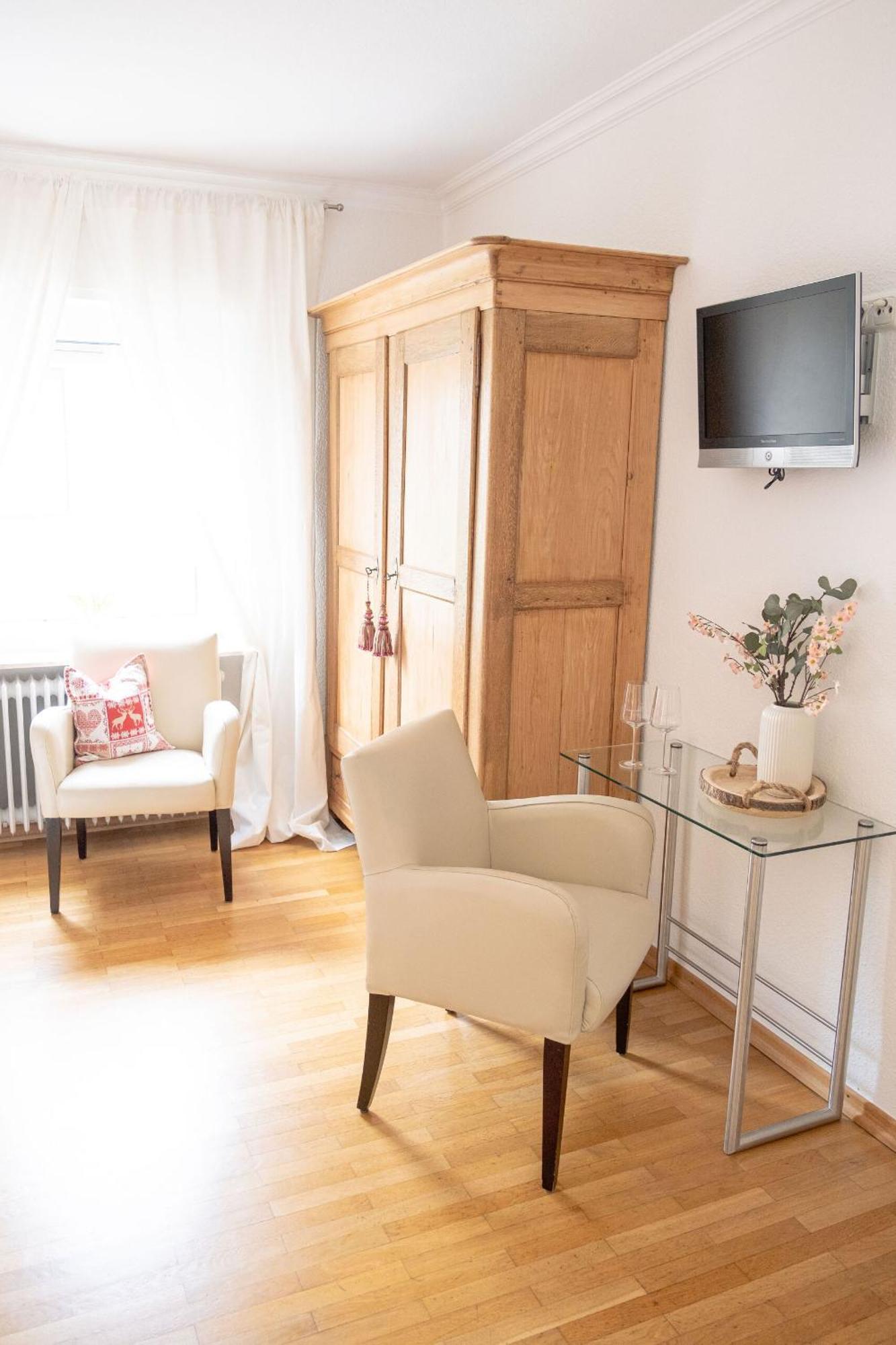 Cabinett 1876 Trittenheim Chambre photo